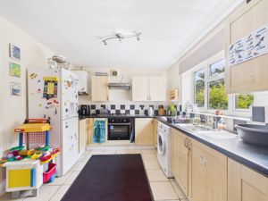 Kitchen- click for photo gallery